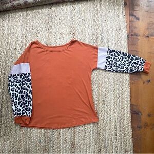 NWOT Women’s Top Burnt Orange with Leopard Sequin Patchwork Long Sleeves Size XL